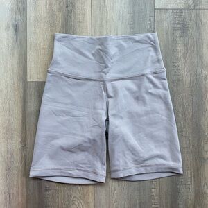 Aritzia Tna LIFE Atmosphere Hi-Rise 7" Short